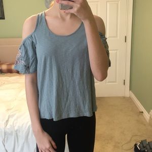 light blue floral sleeve shoulder cutout tank top